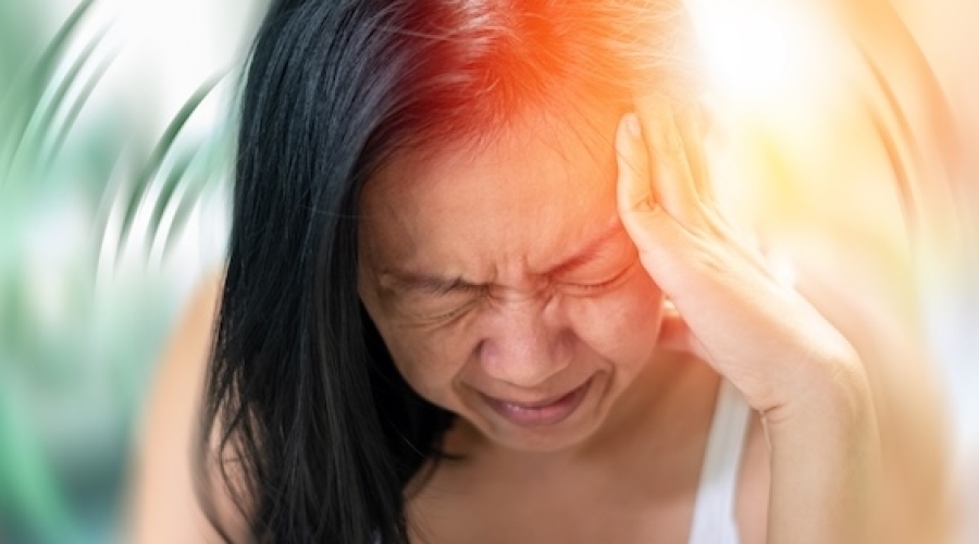 Maux de tête : Guide complet 2025 - Causes, Symptômes & Traitements efficaces